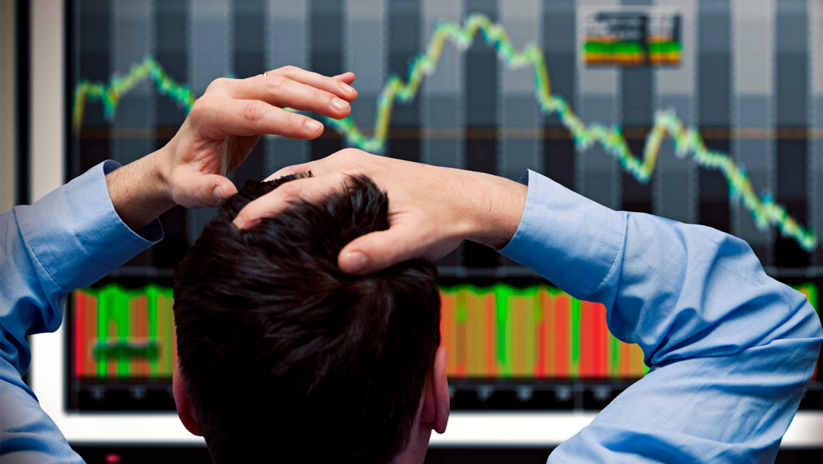 دلیل تعلل در خرید، هنگام افت بازار چیست؟